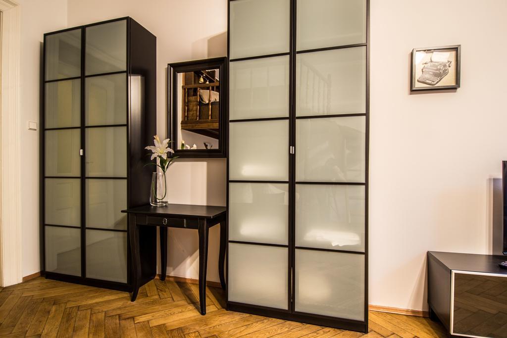 Colonial Ruterra 2Bdr Apartment Praga Zewnętrze zdjęcie