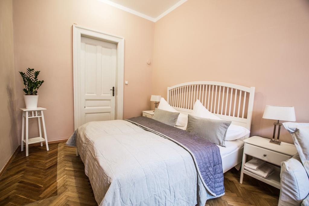 Colonial Ruterra 2Bdr Apartment Praga Zewnętrze zdjęcie